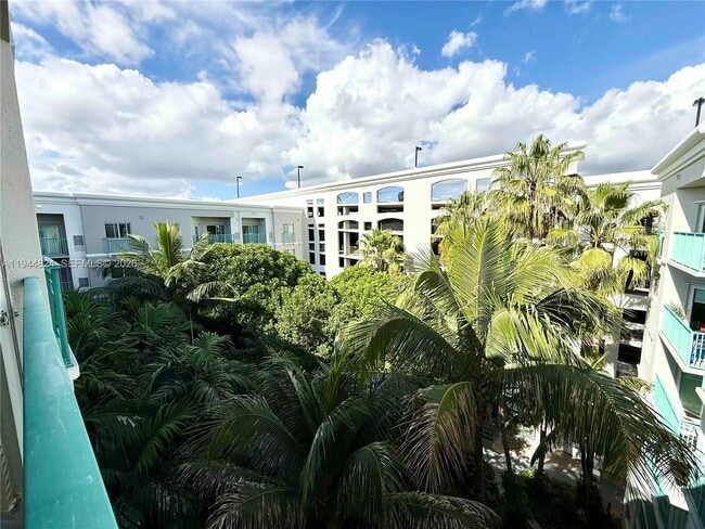 Photo - 6001 SW 70th St Unidad 612