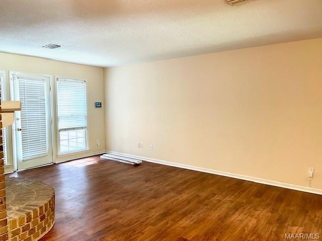 Photo - 54 Tecumseh Dr