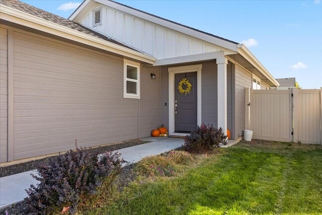 Photo - Perfect Location 3 Bed 2 Bath Home with SO...