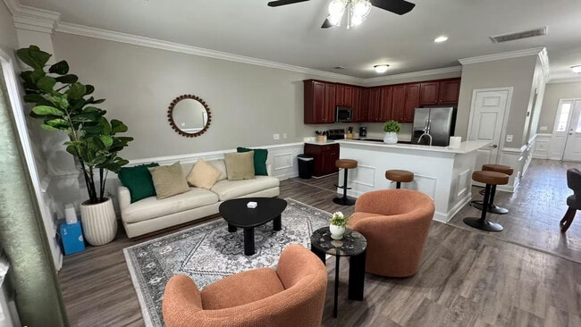 Building Photo - 135 Growden Ln Unit ID1344205P