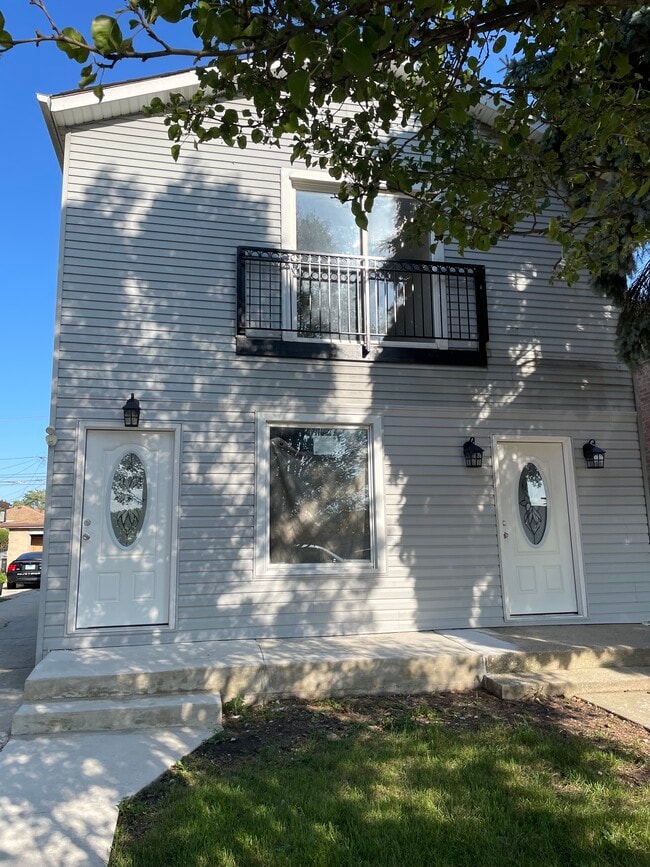 Building Photo - 4415 S Keeler Ave Unit #2 Rental