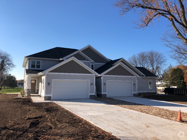 Building Photo - 4509 Golf Dr Rental