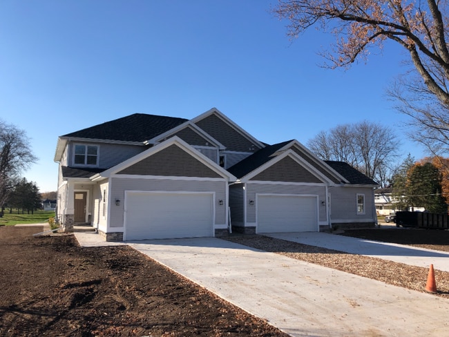 Photo - 4509 Golf Dr Townhome