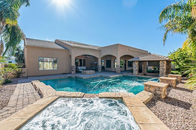 Photo - 2720 E Jade Pl
