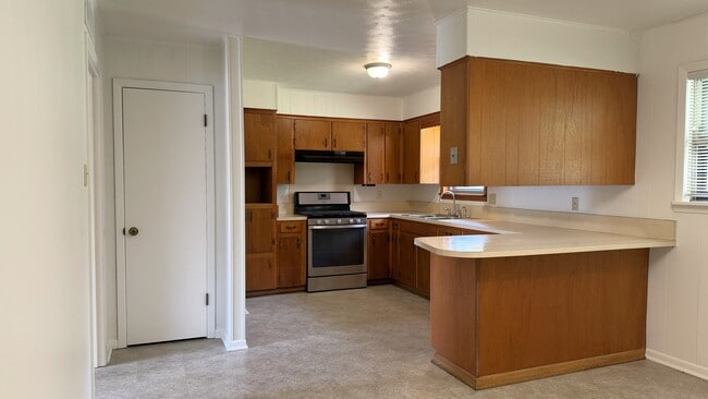 Photo - 1805 Waterloo Ave