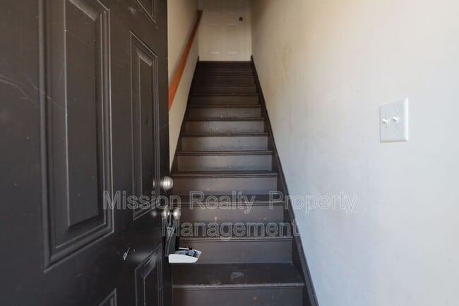 Photo - 1402 Bainbridge St Unit A