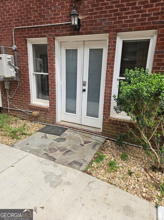 Photo - 660 Forest Hills Dr Unit LOWER LEVEL