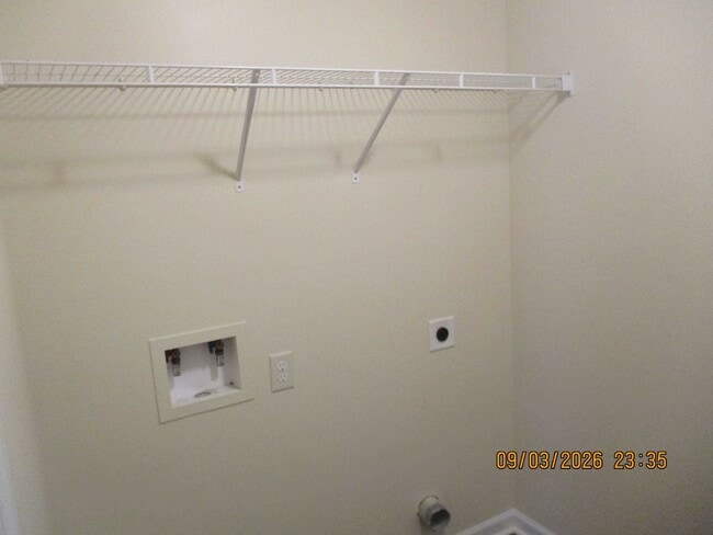 Photo - 204 Cloud Ln