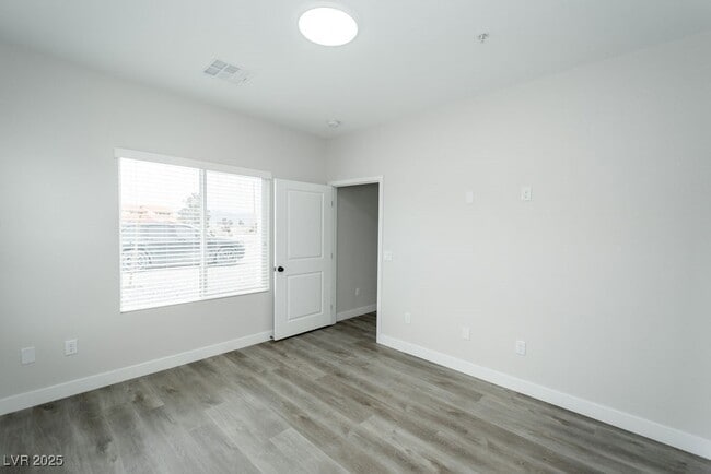 Photo - 1980 E Ambush St