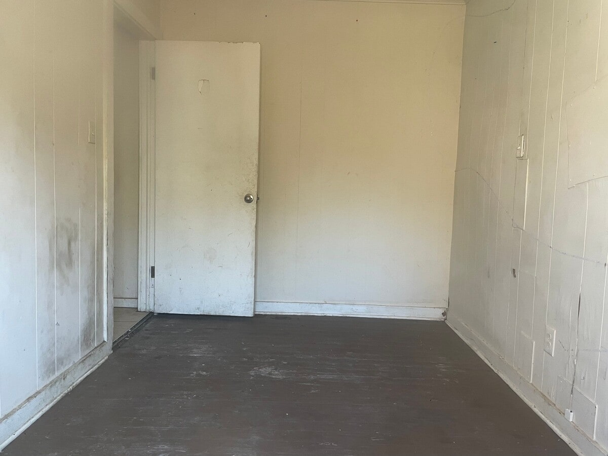 Photo - 155 Dewitt Ave