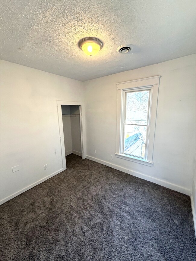 Photo - 731 W 4th St Unidad 729