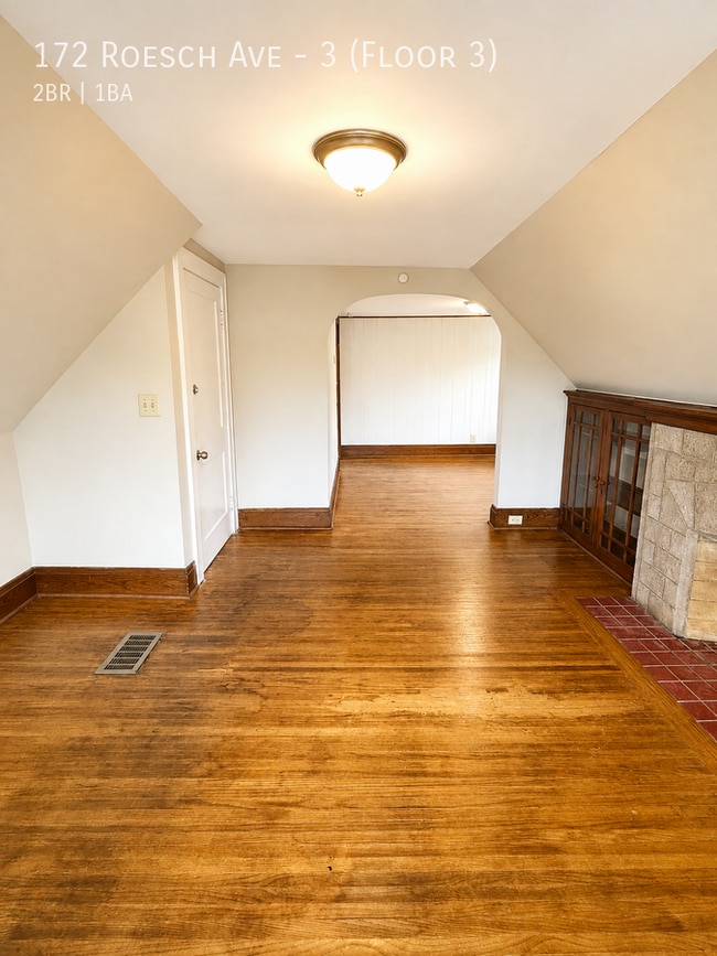 Photo - 172 Roesch Ave Unit 3 (Floor 3)