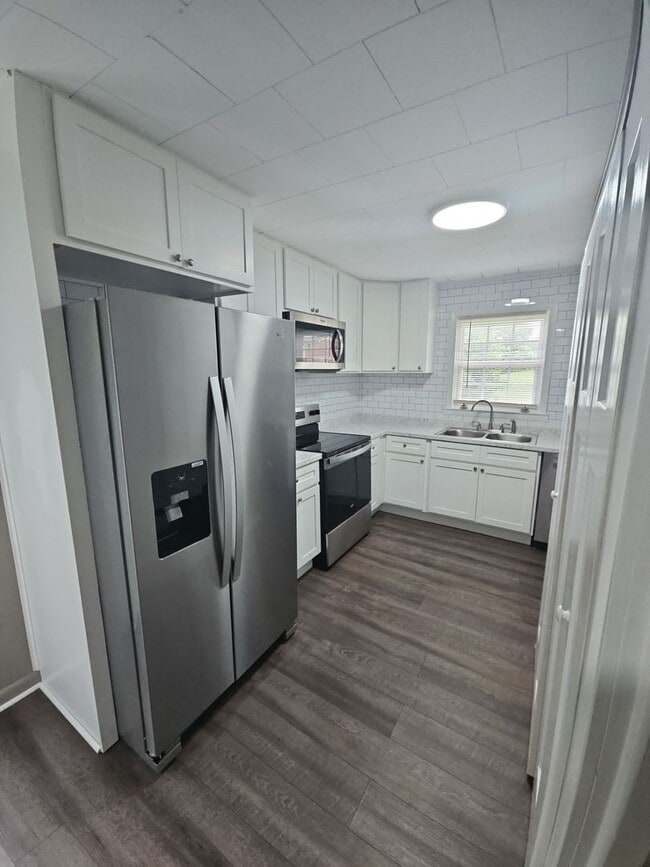 Photo - 104 Greenlawn Dr Unit 104 Greenlawn Dr - 4