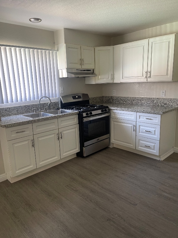 Photo - 14323 Cerise Ave Unidad 22