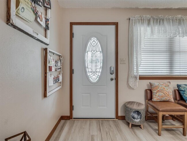 Photo - 1220 Columbia Ct