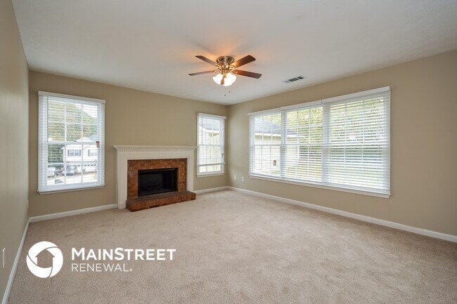 Photo - 145 Cinnamon Fern Cir
