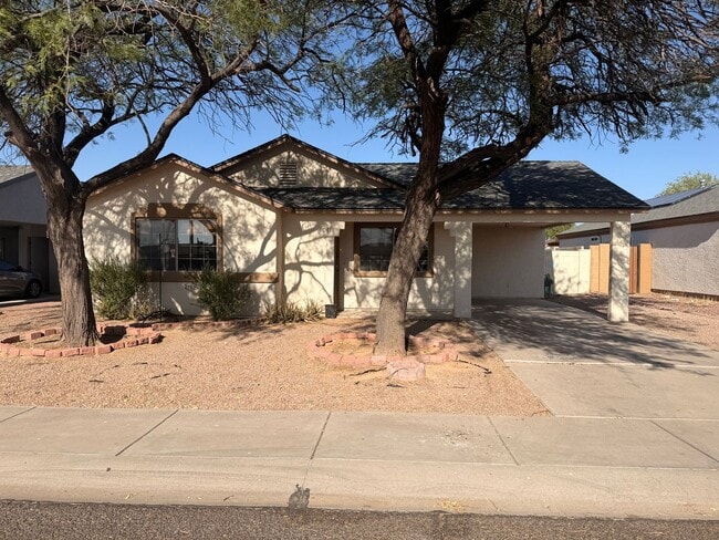 Building Photo - 3 Bed 2 Bath Home in the Heart of Downtown Florence!