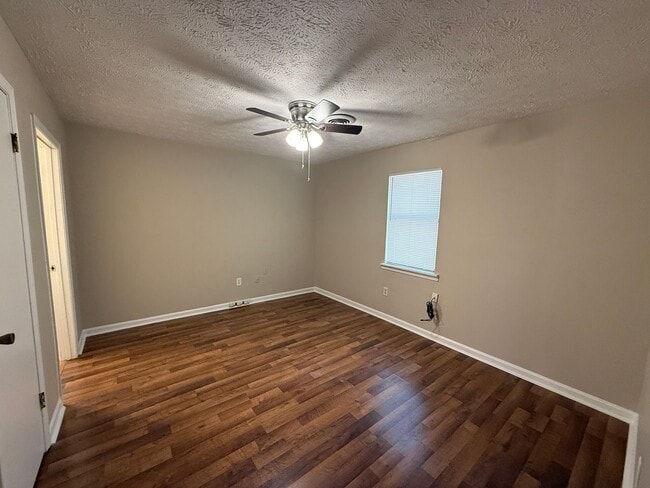 Photo - 1735/1737 Cedar Shoals Dr Unit 1735 Cedar Shoals Dr
