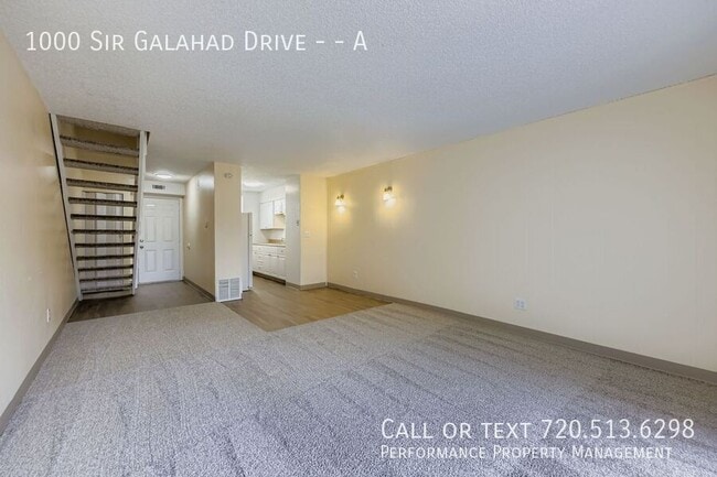 Building Photo - 1000 Sir Galahad Dr Unit A