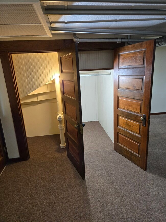 Photo - 535 Maple Ave Unit Lower level