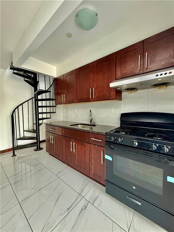 Building Photo - 837 55th St Unit 4R
