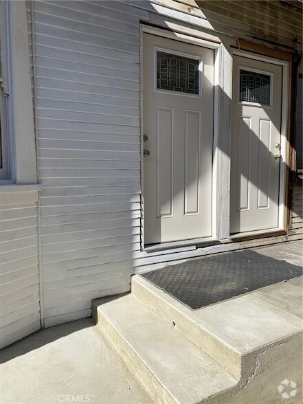Building Photo - 610 S Main St Rental