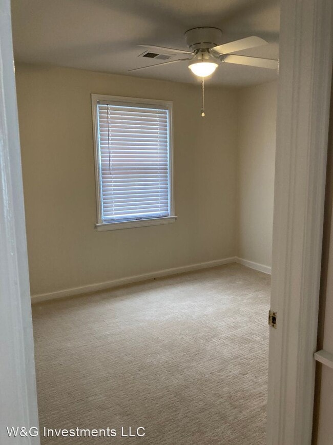 Photo - 2 br, 1 bath House - 2800 Shandon Place