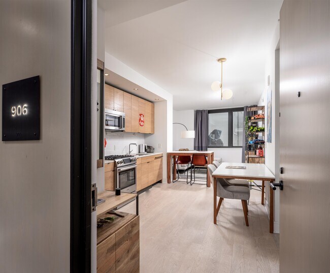 Photo - 10 Provost St Unit 906R