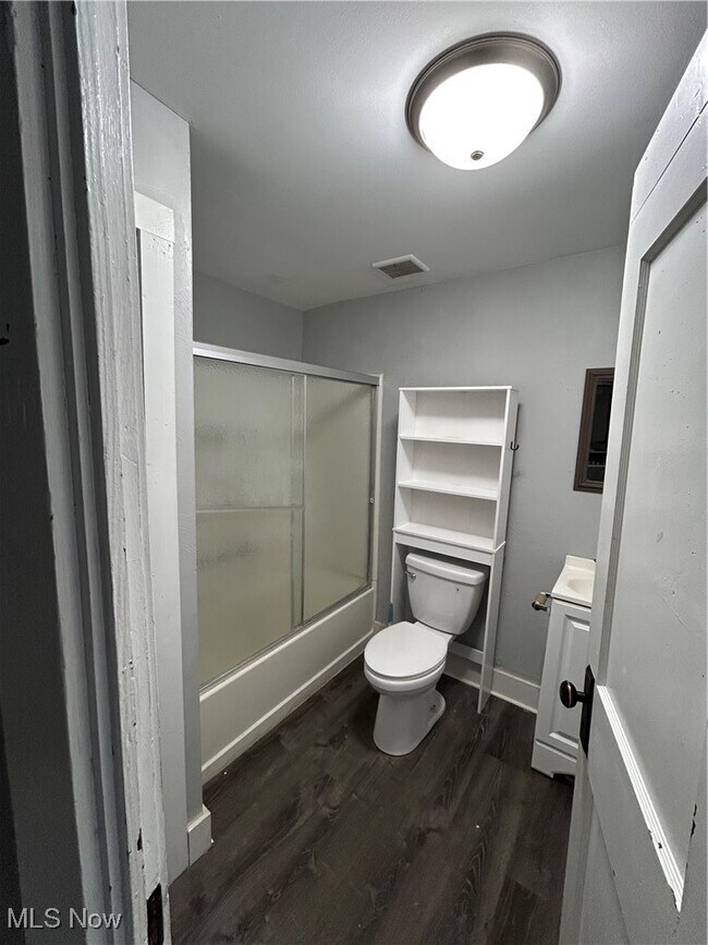 Photo - 5037 Wilson Sharpsville Rd Unidad 4