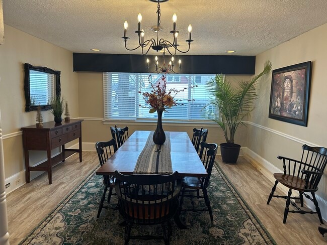 Photo - 201 Salt Springs Rd