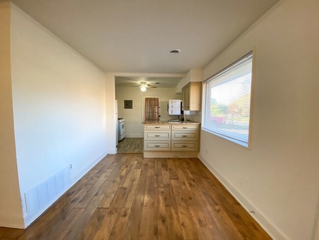 Photo - 2 bed, 1 bathroom house near Christian Brothers University in Midtown Memphis