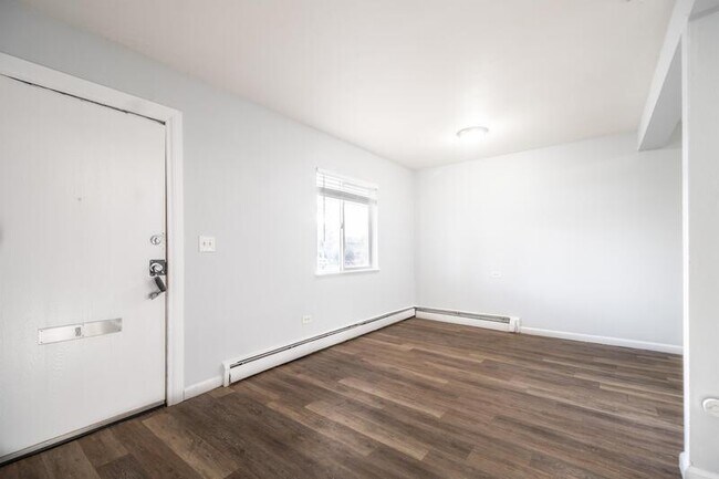 Photo - 16300 E Colfax Ave Unidad 19