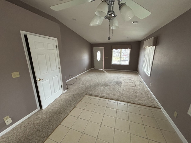 Photo - 613 Monroe St