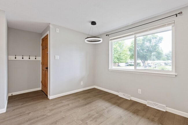 Photo - 1119 Winona Dr