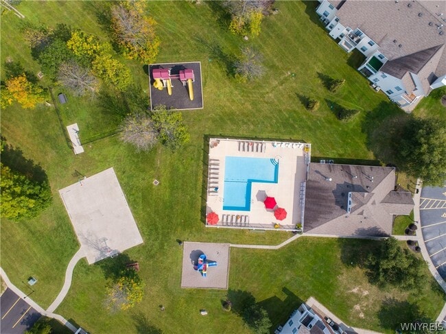 Photo - 10 Arielle Ct