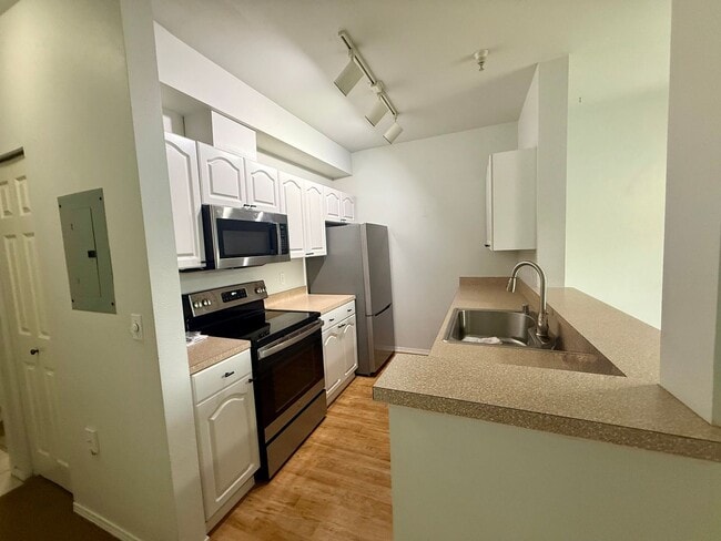 Photo - Bokara By The Lake Condo - Renton Unit G236