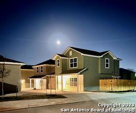 Building Photo - 2031 Silver Oaks Rental