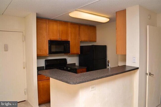 Photo - 75 S Reynolds St Unit 108