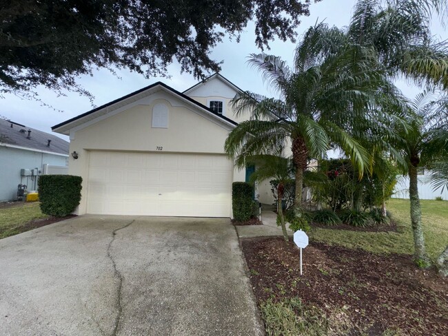Move In Ready Vacation Home! Pool and Lawn... - Move In Ready Vacation Home! Pool and Lawn...