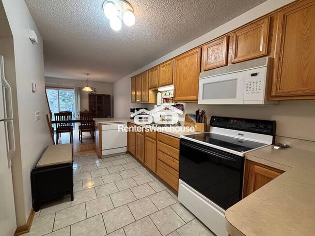 Photo - Rare Opportunity, Move Now into 2 bed 1.5 ...