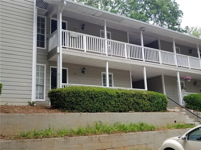 Building Photo - 107 Sterling Ct