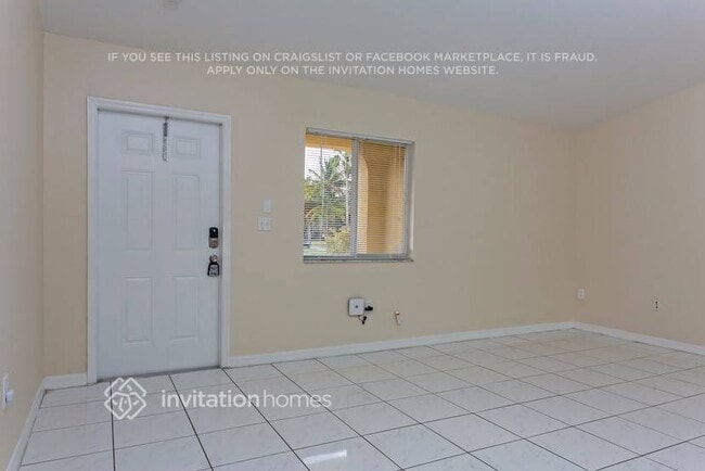 Photo - 18001 SW 139th Path