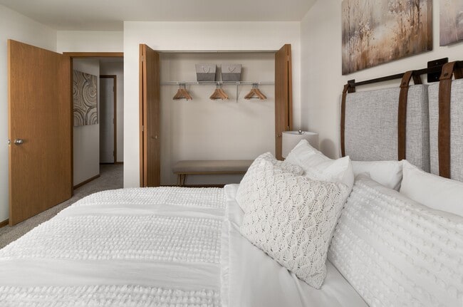 Manchester Oaks Bedroom