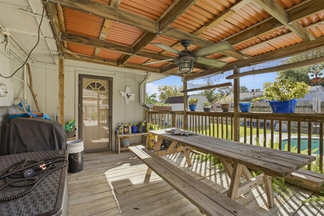 Photo - 6630 Harpers Dr