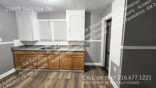 Photo - 19609 Shelton Dr