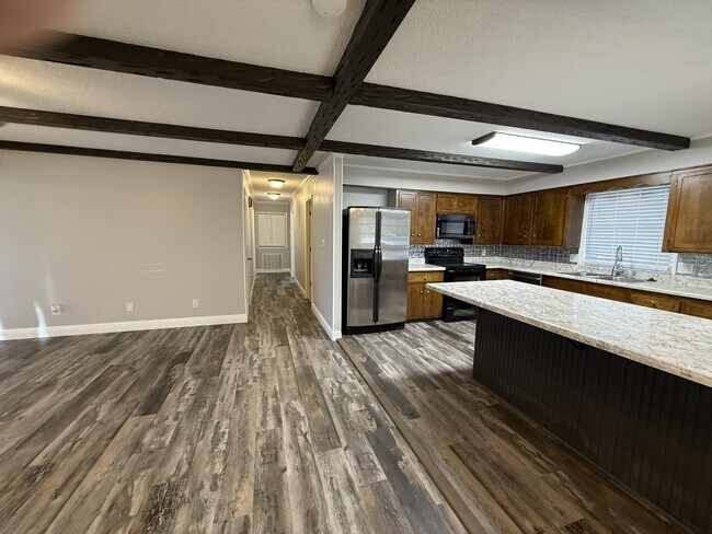 Photo - 210 Worthey Trail