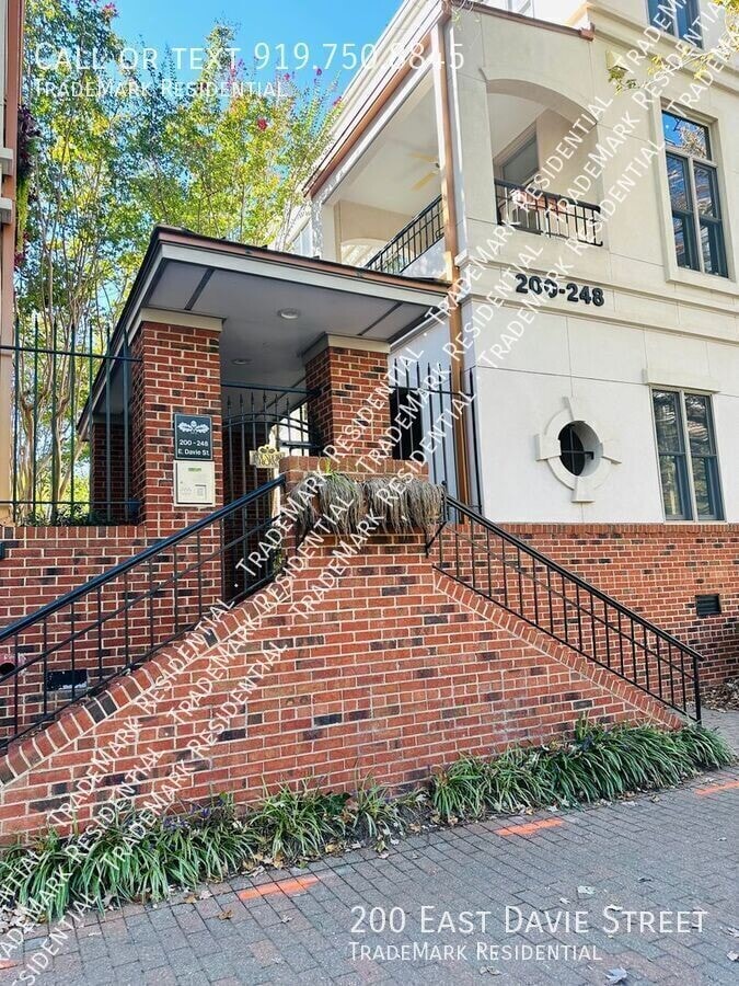 Photo - 200 E Davie St