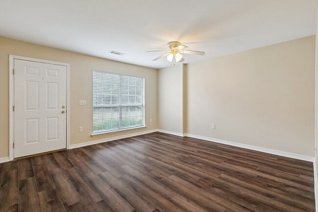 103 Covington Meadow Cir