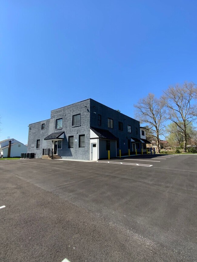 Photo - 800 Park Hill Dr Unidad 800 PARKHILL DR. APT. #101