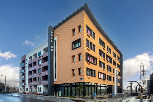 Photo - The Rollins Apartments